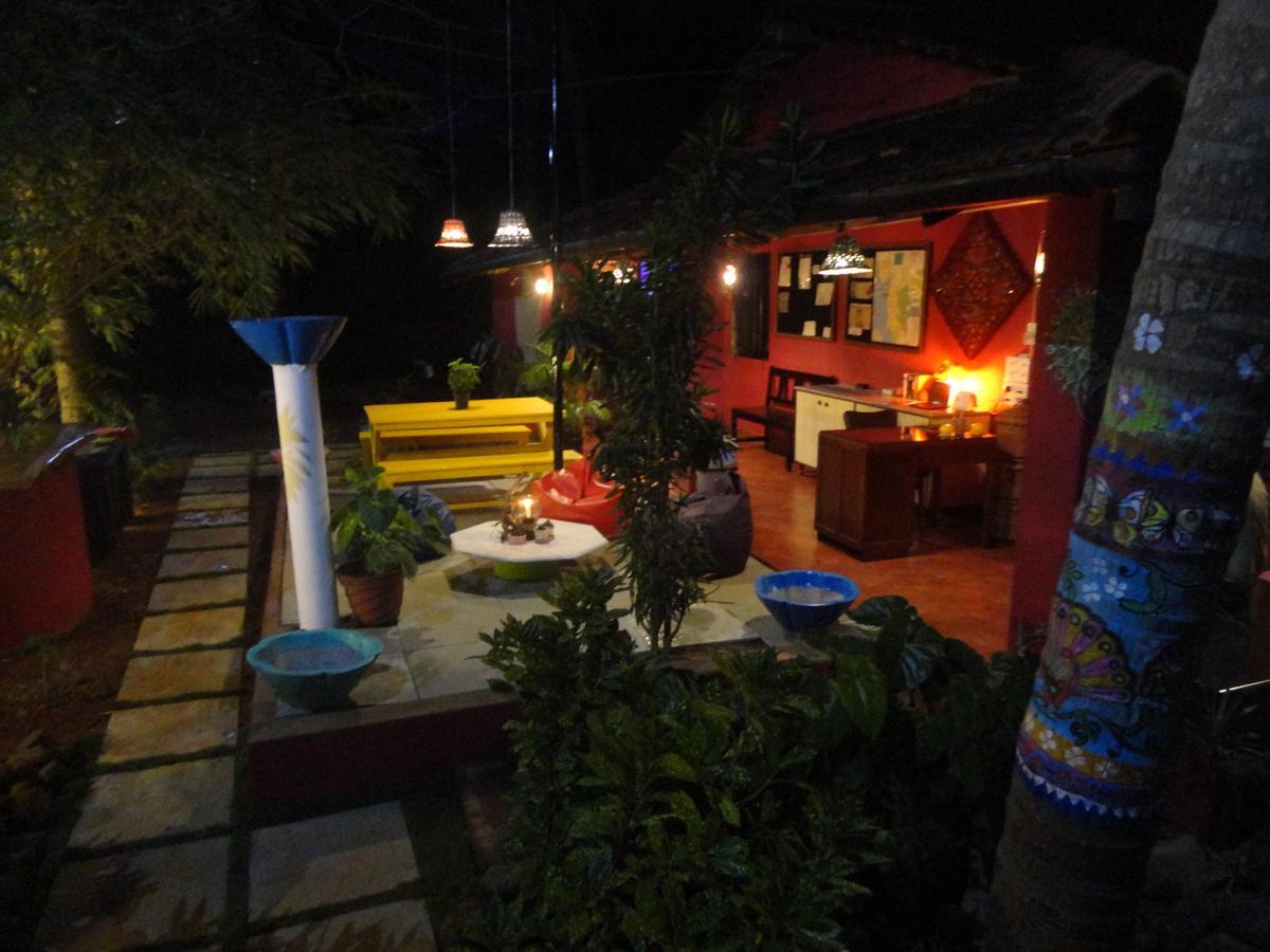 The Yuppi Hippi Female Hostel Anjuna Esterno foto